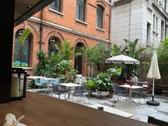 -潮一不贰·法式甜品·生日蛋糕·西式简餐(外滩店)