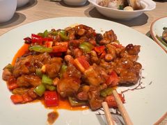 宫保鸡丁-小船渔村•大连菜•大连焖鱼(黄河路店)