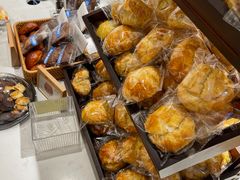 -小飞象面包公社(珠江路金鹰店)