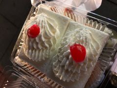 -红宝石·鲜奶小方·海派西点房(南翔店)