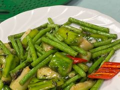-品香菜馆(旗峰路中侨大厦店)
