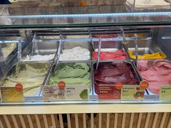 -VENCHI 闻绮(上海佛罗伦萨小镇店)