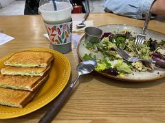 -HELLO 27 意面·沙拉·帕尼尼