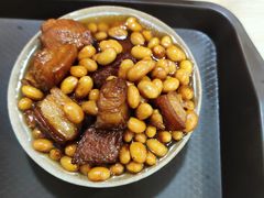 -董哥山城碗碗香(美专校街店)