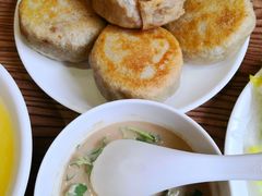 -清真吴记门钉肉饼·喜多利