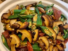 -九转小磨·非遗东北菜(群力店)
