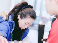 -上海保时捷体验中心
