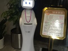 -新盈光·云会所(百丈东路店)