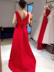 点击看大图 -GRACE KELLY婚纱与礼服(北京店)