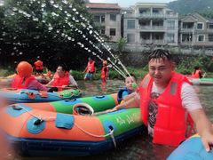 -仙山谷激浪漂流