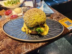 -Let'sBURGERplus·非常创意汉堡(三里屯店)