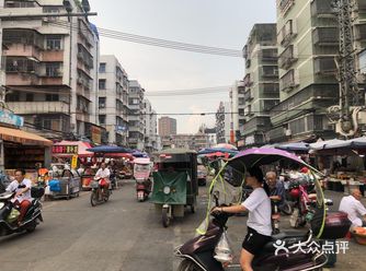 家里要办点事回来了老家 回来第一件事情就是找吃的 