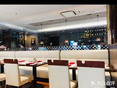 -爱丽丝牛排西餐厅(光谷步行街店)