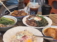 -CowCow其其·牛杂咖啡公司(六运店)