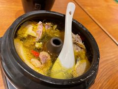 -云海肴·汽锅鸡·云南菜(天山百盛优客店)