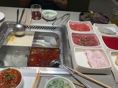 -海底捞火锅鲜切牛肉主题店(长寿路店)
