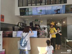 -莓超疯(浦西万达店)