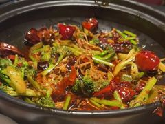 -辣尚瘾·烤鱼·新川菜(交大直营店)