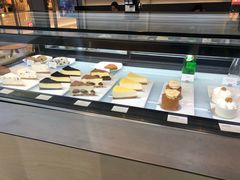 面包甜点陈列柜-Seesaw Coffee(苏州中心店)