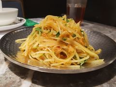 -禄婶鸡煲·打边炉