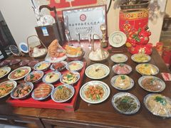 -蓝田九大碗民俗食府(蓝田店)