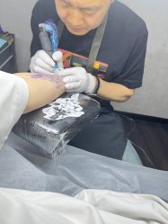 -越域刺青