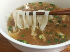 -矮子粉店1985·长沙米粉(湘春路店)