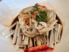 -五谷丰登农家院·地道胶东菜·海鲜烧烤(威海店)