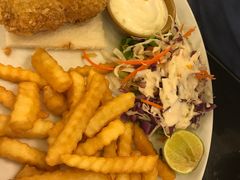 -J Daeng Seafood