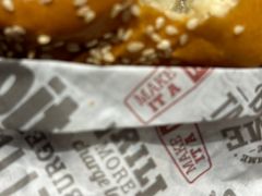 -The Habit Burger Grill 哈比特汉堡(爱琴海店)