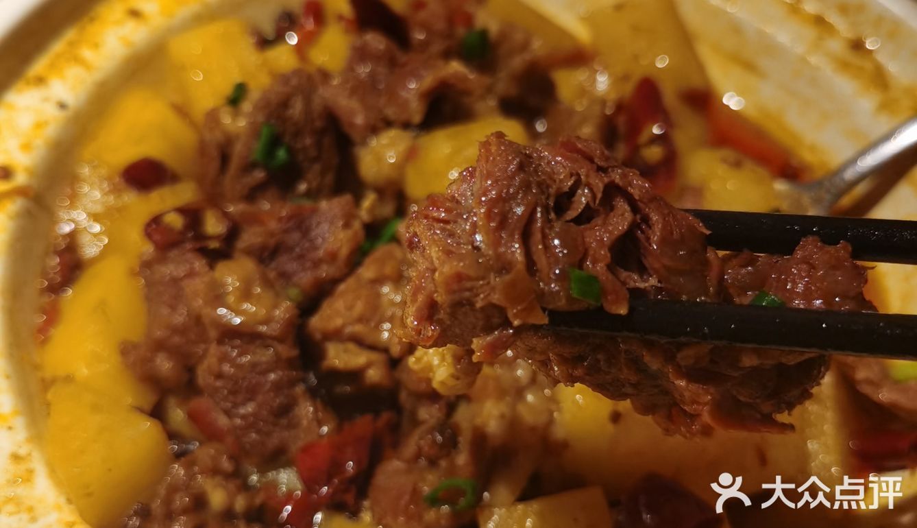 非常接地气的川味馆