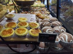 -Caidie Bakery采蝶轩(百越店)