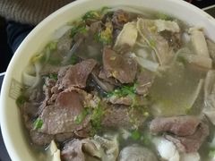 -潮镇老尾牛杂(环城西路店)