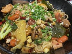 -万记麻辣烫国展总店