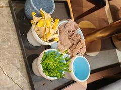 -亚马逊蒸汽活海鲜自助(LCM置汇旭辉广场店)