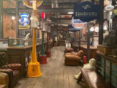 -席娜卡琳火车铁道夜市