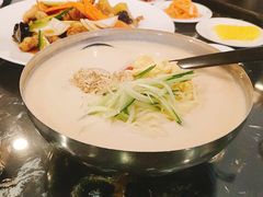 -桃园中华料理炸酱面(燕儿岛路店)