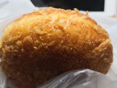 蟹味多拿-巴黎贝甜(大宁国际商业广场店)