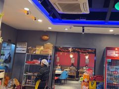 -老街烧烤大排档·地道湖北菜·龙虾馆(汉口火车站店)