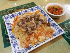 羊肉黄萝卜手抓饭-新疆红柳花餐厅(新洲店)