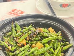 -堂瓦里·33年传统赣菜(第一街区店)