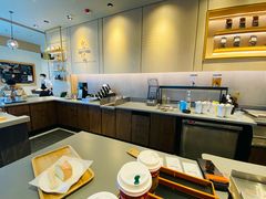 -星巴克臻选(金桥国际店)