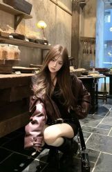 -米可造型烫发染发