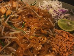 -Thai Market Restaurant( 04 Tran Quoc Toan)