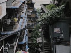 -白象居