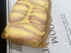 -HOT CRUSH趁热集合·现烤面包(上海环球港店)