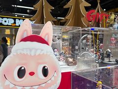 -泡泡玛特POPMART(上海环球港店)