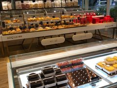 面包甜点陈列柜-小嘟来烘焙店