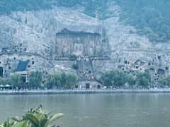 -龙门石窟