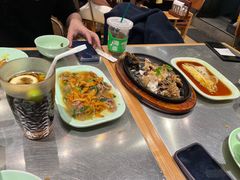 潮界湿炒牛河-潮界(LU·ONE凯德晶萃广场店)